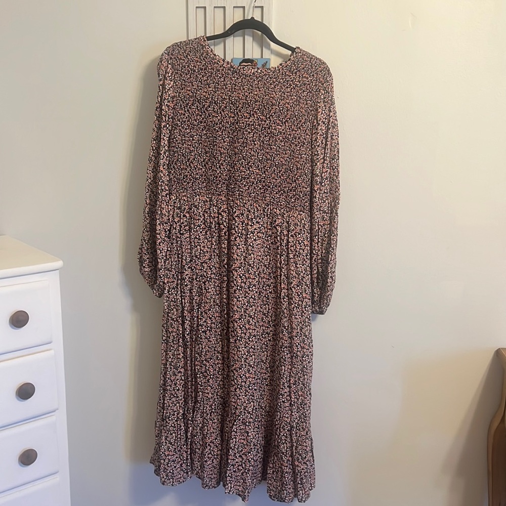 Old Navy smocked dress size extra large . Great condition.